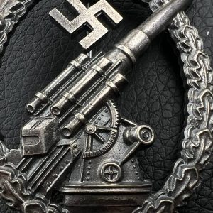 Anti-Aircraft Badge  [Gustav Brehmer]  Original case