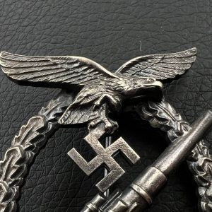 Anti-Aircraft Badge  [Gustav Brehmer]  Original case