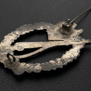 Infantry Assault Badge in silver      