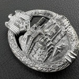 Panzer Badge in silver [Frank & Reif]     