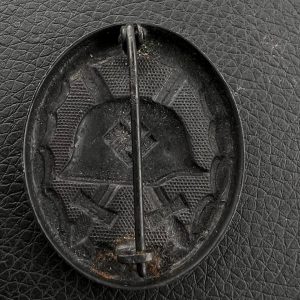 Wound Badge 1939 (second type) in black Counter-relief