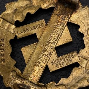  SA Sports Badge model 1933 in bronze     [L. CHR. LAUER]   Numbered - 37833