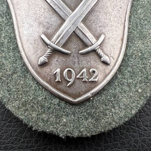 Demjansk Arm Shield for infantry units  