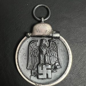 Medal for the Winter Campaign in the East 1941/42 [Moritz Hausch AG] Stamp - 127 Original packaging