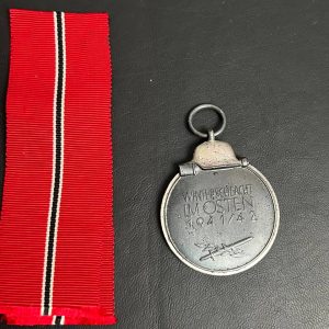 Medal for the Winter Campaign in the East 1941/42 [Moritz Hausch AG] Stamp - 127 Original packaging