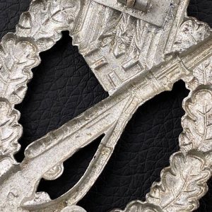 Infantry Assault Badge in silver