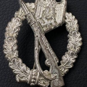 Infantry Assault Badge in silver