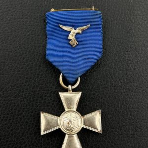 18-Year Long Service Award with a flying eagle clasp for the Luftwaffe   