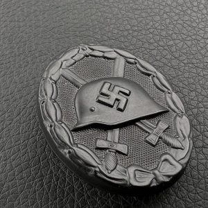 Wound Badge 1939 (second type) in black Counter-relief