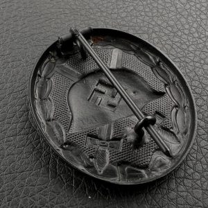 Wound Badge 1939 (second type) in black Counter-relief