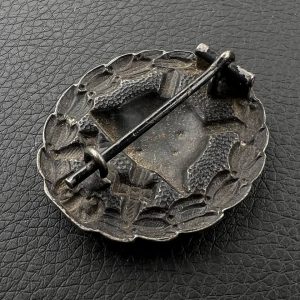 Wound Badge 1918 in black Counter-relief