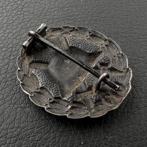 Wound Badge 1918 in black Counter-relief