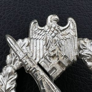 Infantry Assault Badge in silver [Wilheim Hobacher]