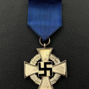 25-Year Long Service Award for civilian officials   