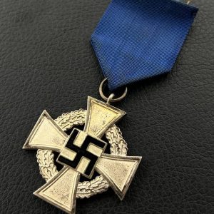 25-Year Long Service Award for civilian officials   