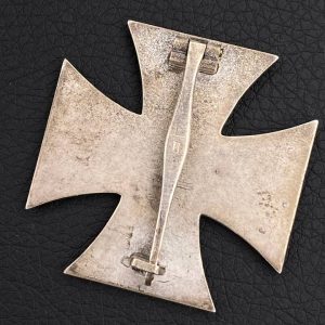 Iron Cross 1939 1st Class [Otto Schickle], L/15 / Original case.