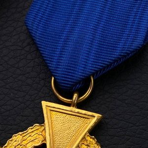 40-Year Long Service Award for civilian officials   Original case