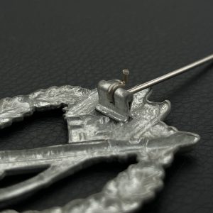 Infantry Assault Badge in silver