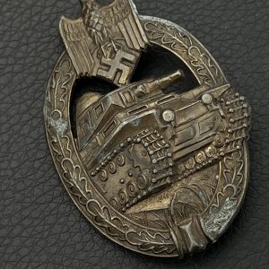 Panzer Badge in bronze [Adolf Scholze]