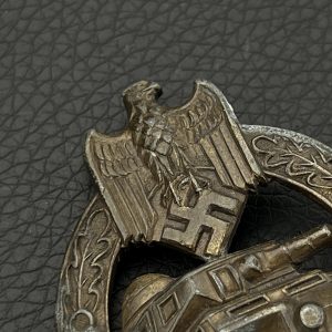 Panzer Badge in bronze [Adolf Scholze]