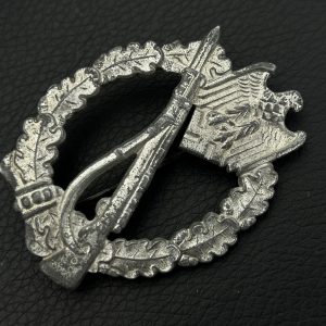 Infantry Assault Badge in silver