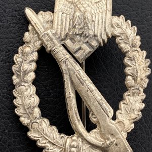 Infantry Assault Badge in silver [Bruder Schneider]