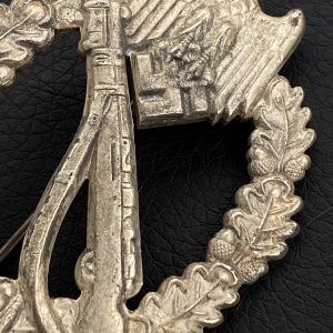 Infantry Assault Badge in silver [Bruder Schneider]