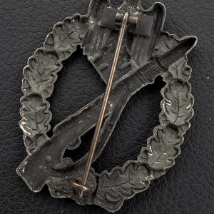 Infantry Assault Badge in bronze      