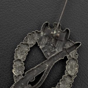 Infantry Assault Badge in bronze      