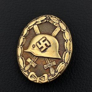 Wound Badge 1939 (second type) in gold [Hauptmünzamt] Solid    
