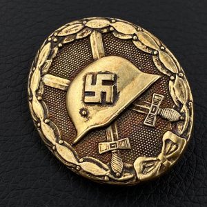 Wound Badge 1939 (second type) in gold [Hauptmünzamt] Solid    