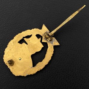 Auxiliary Cruiser War Badge    