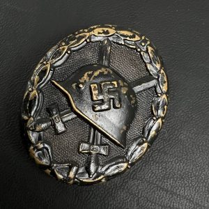 Wound Badge 1939 (second type) in black Counter-relief Brass