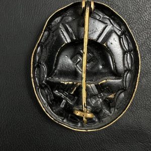 Wound Badge 1939 (second type) in black Counter-relief Brass