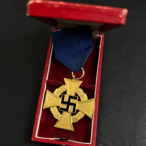 40-Year Long Service Award for civilian officials  Original case