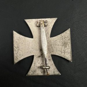 Iron Cross 1939 1st Class [Wilhelm Deumer K.G.], 3, L/11   