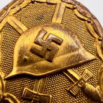 Wound Badge 1939 (second type) in gold  Solid    