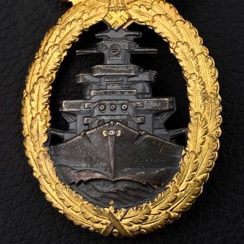 Naval military badge [Schwerin] Buntmetall  