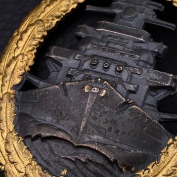 Naval military badge [Schwerin] Buntmetall  