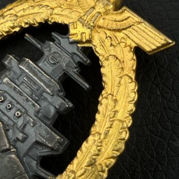 Naval military badge [Schwerin] Buntmetall  