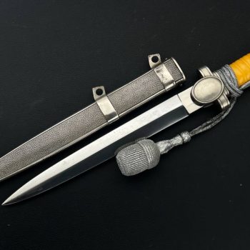 Dagger of the Officer Corps of the German Red Cross (DRK), Model 1939 (medical service)    
