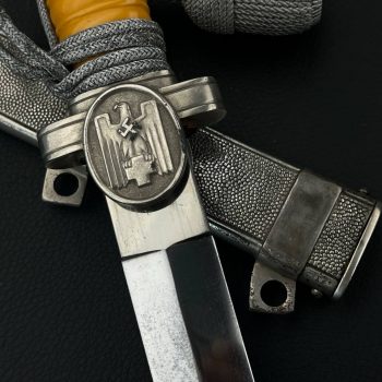 Dagger of the Officer Corps of the German Red Cross (DRK), Model 1939 (medical service)    
