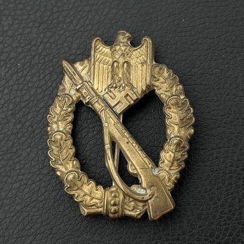 Infantry Assault Badge in silver
