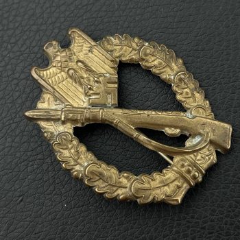 Infantry Assault Badge in silver