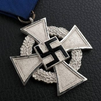 25-Year Long Service Award for civilian officials  