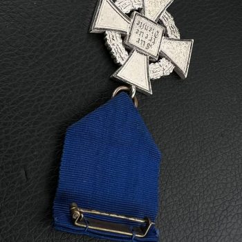 25-Year Long Service Award for civilian officials  