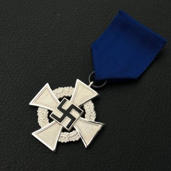 25-Year Long Service Award for civilian officials  Original case