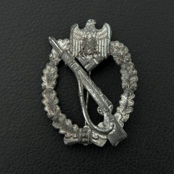 Infantry Assault Badge in silver