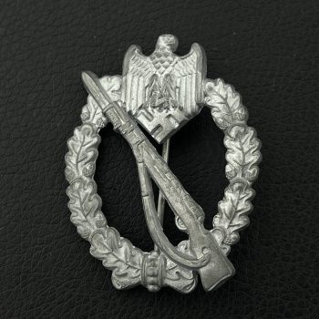 Infantry Assault Badge in silver [F. W. Assmann & Söhne]