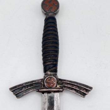 Luftwaffe Dagger, Model 1935 (nickel-silver fittings) [Carl Eickhorn] Maker's mark- Squirrel in a Double Oval (pre-1936) Affordable 